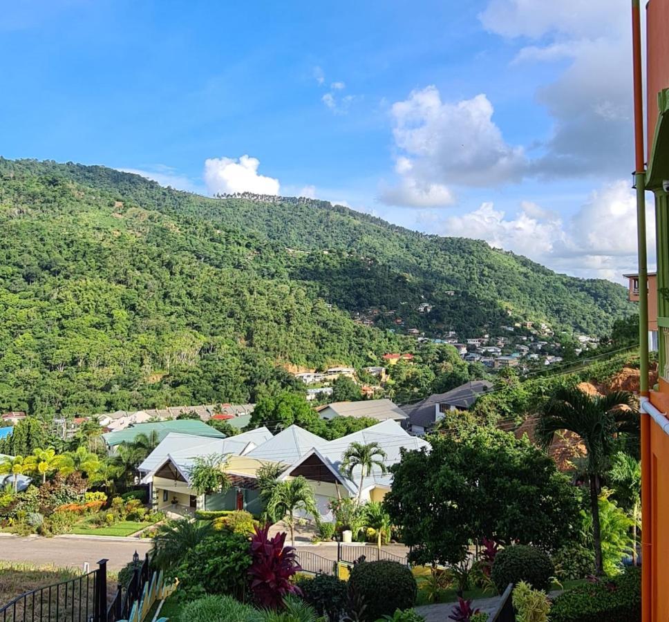 Saint Joseph Mountain Palace מראה חיצוני תמונה
